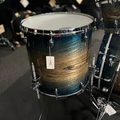 Tama STAR Walnut 10/12/16/22" Drum Set Kit in Indigo Japanese Sen Burst Finish image 6
