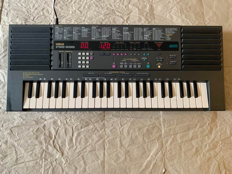 Yamaha  PortaSound PSS-595 1990  GC in box image 1