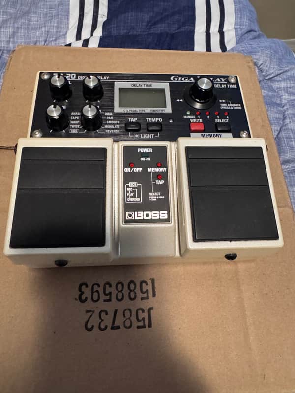 Boss DD-20 Giga Delay