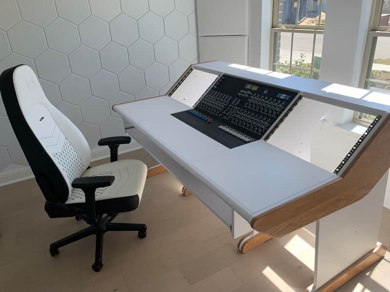 Buso Audio Desk for API The Box 2 2019 - White image 1