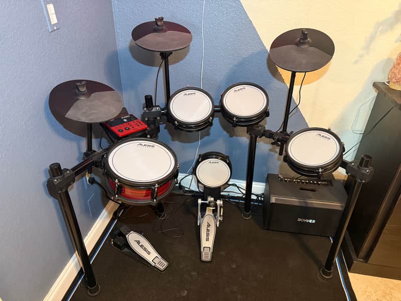 Alesis Nitro Pro Electronic Drum Set 2024 - Present - Black image 1