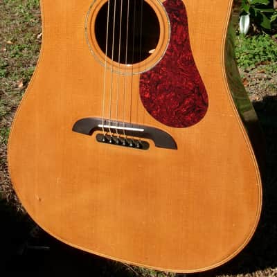 2002 Alvarez Yairi Masterworks DY-200 Guitar, All solid body, Lacquer Finish,piezo PU+Yairi Hard Case and lot's of extras image 3