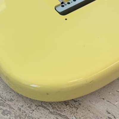 Fender Special Edition Canary Diamond Yellow 60's Stratocaster Alder BODY Vintage '62 Reissue Vintera image 11