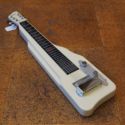 Gretsch G5700 Electromatic Lap Steel Vintage White image 2
