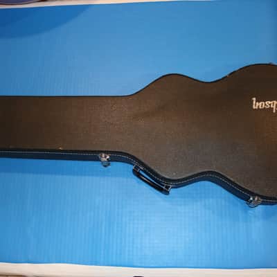 Vintage 1970s Gibson Bass Case - No Tariffs image 2
