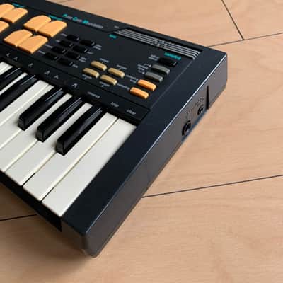 Casio SK-5 Vintage 8-bit/9.3kHz Lo-Fi Sampling Keyboard | Tested Fully Working image 5