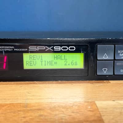 Yamaha SPX900 Professional Multi-Effect Processor - Black image 2