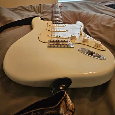 Fender American Special Stratocaster image 11