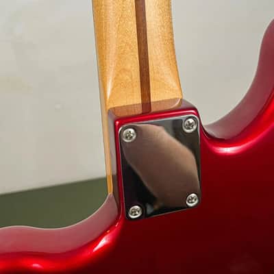 Fender Pawn Shop Bass VI Candy Apple Red 2013 image 9
