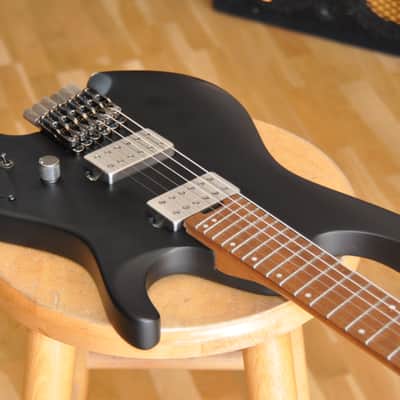 IBANEZ QX52 BKF Black Flat / Quest Series / Headless Electric Guitar / QX52-BKF / I240105005 image 5