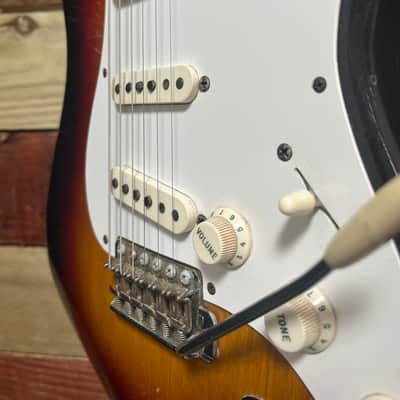 Fender Stratocaster 1958 - Three Tone Sunburst image 7
