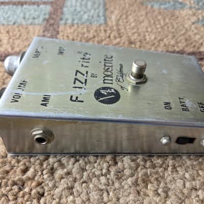 Vintage 1968 Mosrite Fuzzrite Fuzz Guitar Effects Pedal! image 4