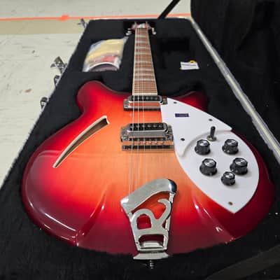 Rickenbacker 360 2011 - Fireglo image 10