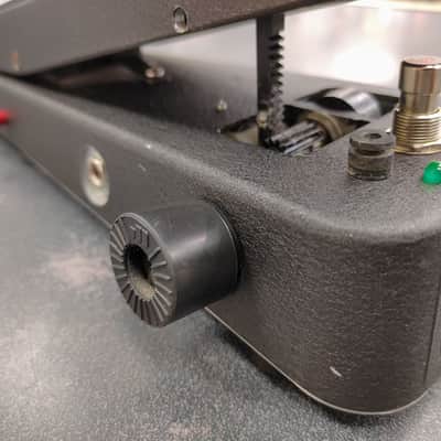 Jim Dunlop Cry Baby 535 Wah Pedal - Parts/Repair - USA Made 1994 - Present - Black image 4