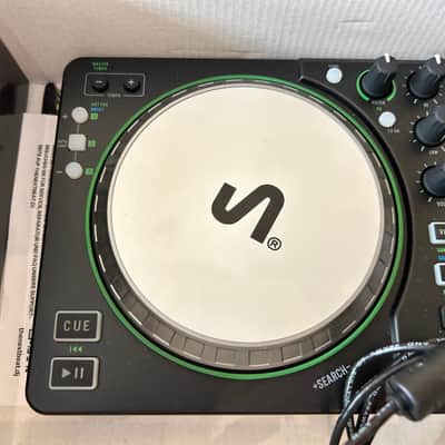 Nextbeat Tiesto DJ controler image 2