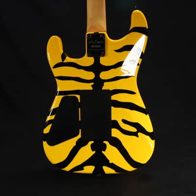 Jackson Pro Origins 1985 San Dimas SD1 Electric Guitar Ebony Fingerboard - Yellow Bengal 691 image 10