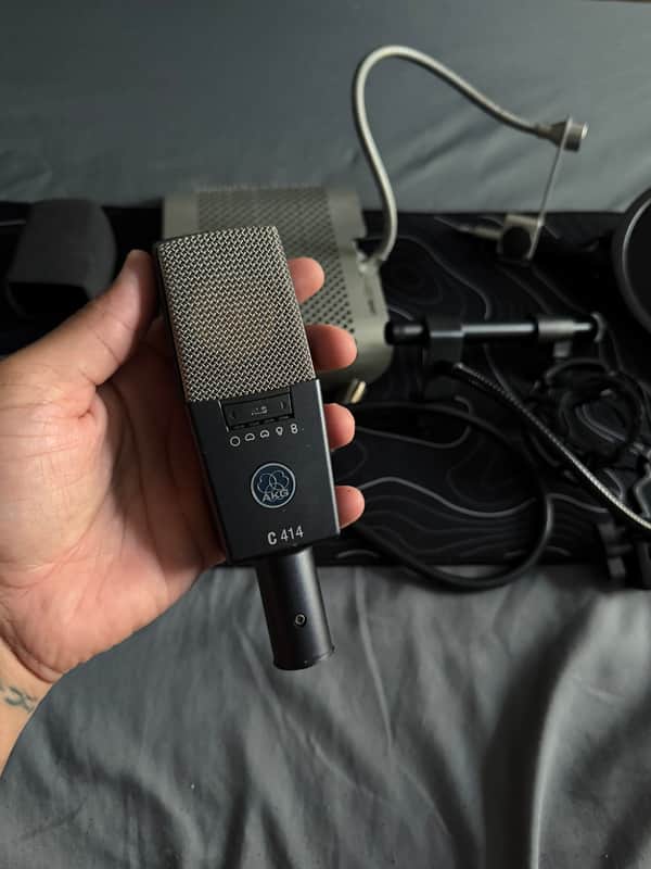 AKG C414 B ULS Large Diaphragm Multipattern Condenser Microphone 1990s - Black image 1