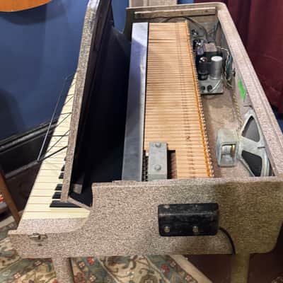 Wurlitzer 112 64-Key Electric Piano 1956 - Beige image 14