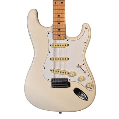 1983-1984 Squier SQ Series Stratocaster  - Vintage White image 2