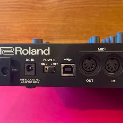 Roland TR-8S AIRA Rhythm Performer with Sample Playback 2018 - Present - Black image 7