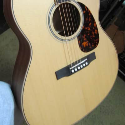 Larrivee L-03 fast neck vine special 2022 Natural Acoustic Guitar w/ohsc image 4