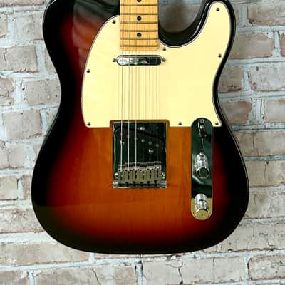 Fender American Standard Telecaster 2003 - 3 Tone Sunburst image 2