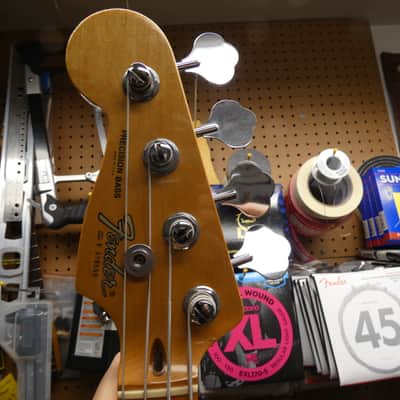 Fender Precision Bass USA Lefty 1983 - Black image 11