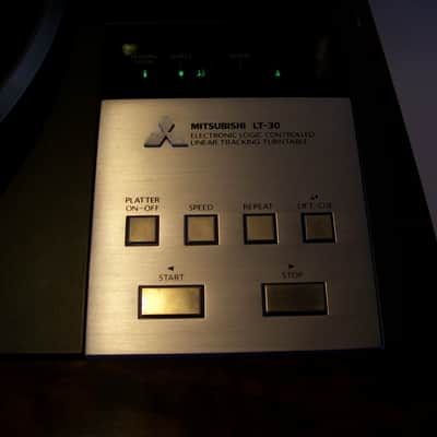 Mitsubishi LT-30 Turntable (Needs Service) image 3