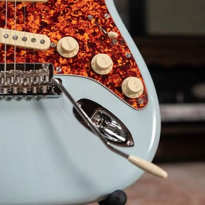 Fender American Professional II Stratocaster Thinline - Transparent Daphne Blue with Hardshell Case - Used image 14