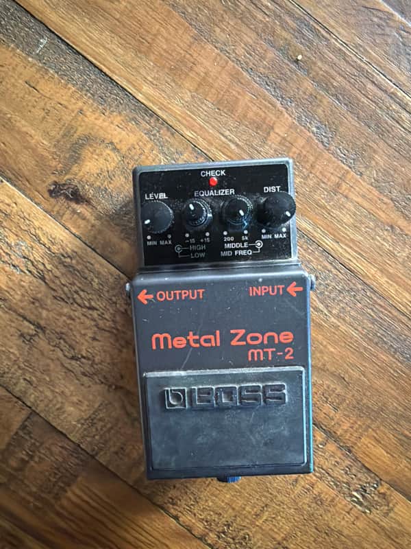 Boss MT-2 Metal Zone (Silver Label) 1991 - Present - Black image 1