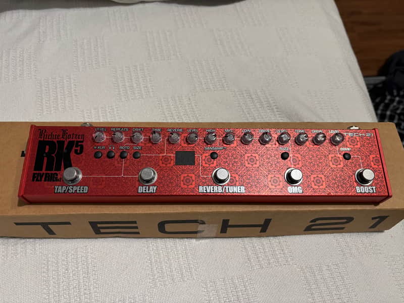 Tech 21 Richie Kotzen RK5 V2 Signature Fly Rig 2019 - Red image 1