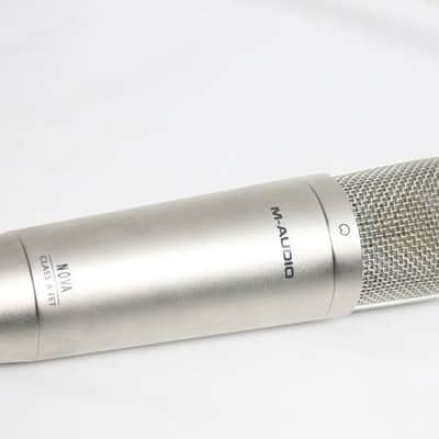 M-Audio NOVA 2005 - SILVER image 1