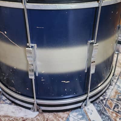 Ludwig Clubdate Spotlight 60's bass drum - Blue silver duco laquer-22x14 with Speedmaster pedal image 18