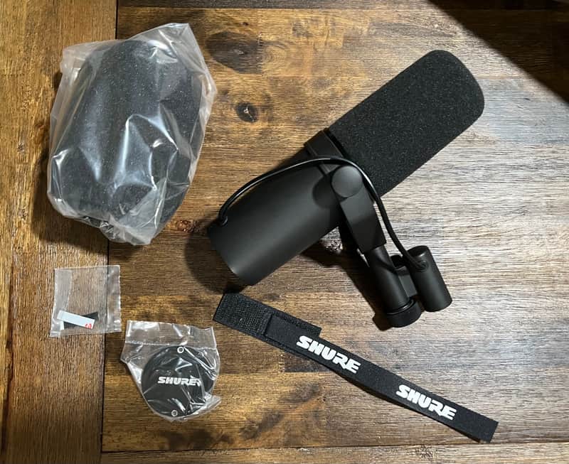 Shure SM7B Genuine Cardioid Dynamic Microphone 2001 - Present - Black image 1