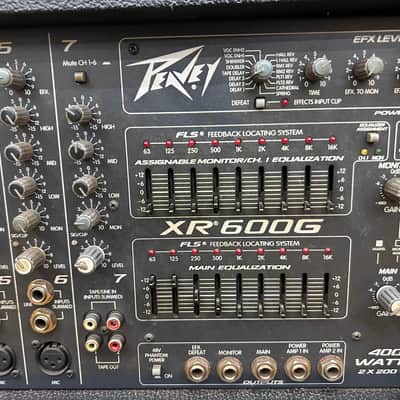 Peavey XR 600G Powered Mixer image 3