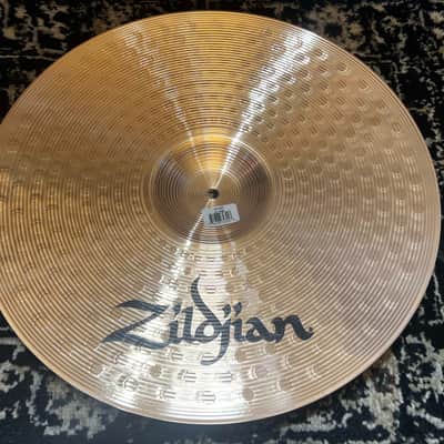 Zildjian 18" I Family Crash Cymbal - Traditional image 3