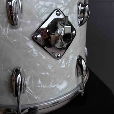 Vintage Early 1970's Slingerland SoundKing 10x14 Rack Tom with Mount in White Marine Pearl image 4
