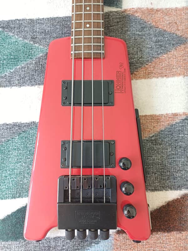 Hohner B2 Headless Bass