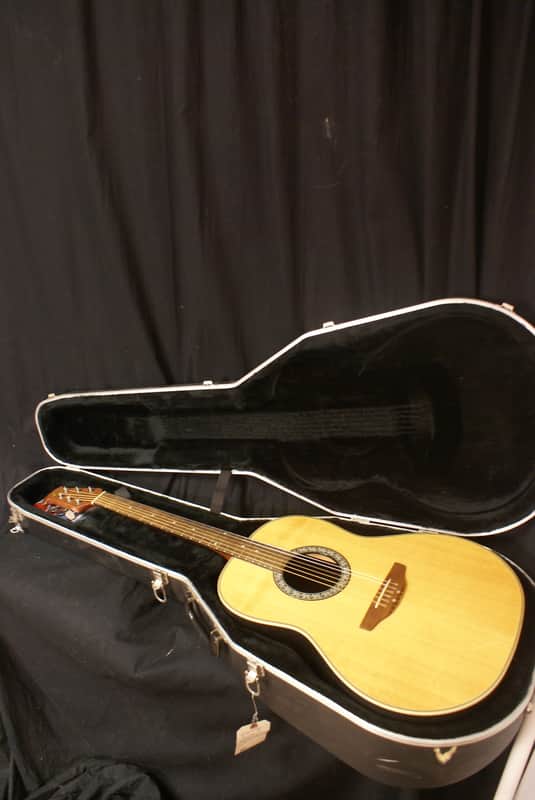 Vintage Ovation Celebrity CC 11 1970's Acoustic Guitar with the original Ovation hardshell case image 1