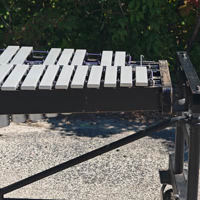 Yamaha YV2700 Vibraphone serial 1421 image 6