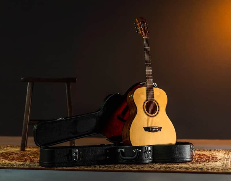 Washburn AF5K Apprentice Series Folk Body Spruce Top Mahogany Neck 6-String Acoustic Guitar w/Hard Case image 1