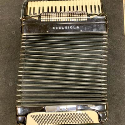 Excelsior Excelsiola Model 714 Black Accordion with Pickup and Gig Bag image 14