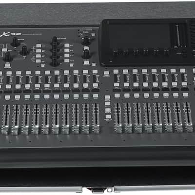 GatorATA Flight Road Case for Behringer X32 DJ Turntable Mixer w/ Doghouse image 8