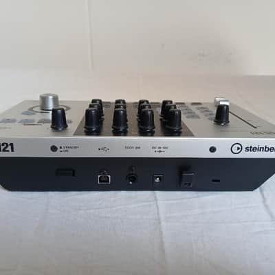 Steinberg CC121 Desktop Controller with Motorized Fader image 12