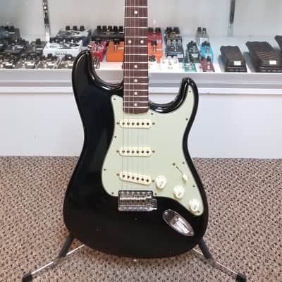used 2022 Fender Custom Shop Willcutt True '62 Reissue Stratocaster Journeyman Relic in Black, Excellent Condition with OHSC & Paperwork!
