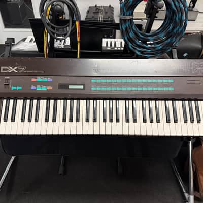 Yamaha DX7 Programmable Algorithm Synthesizer 1983 - 1987 - Black