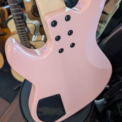 G&L Tribute JB-2 Bass Guitar - Shell Pink image 4
