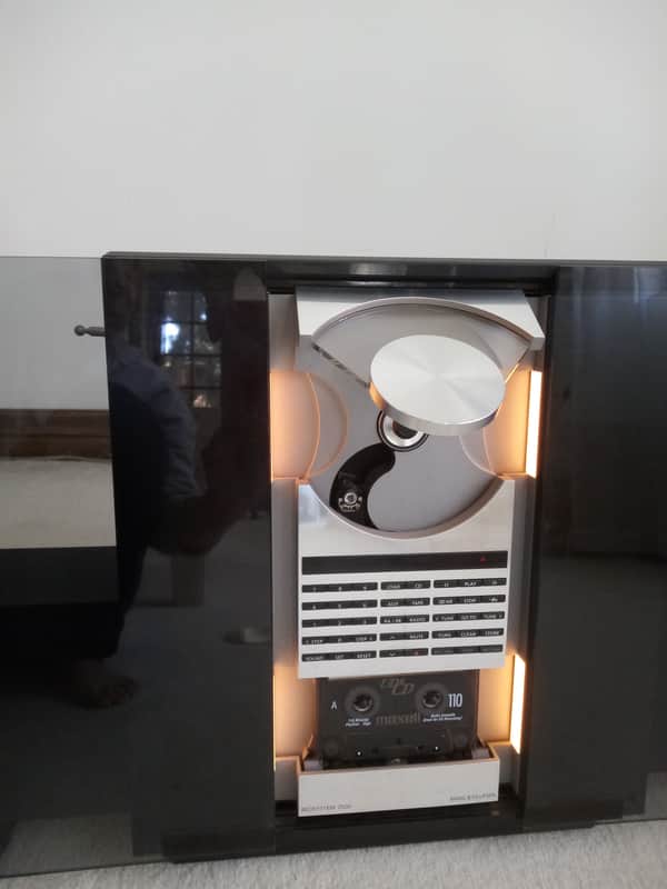 Bang & Olufsen Beosystem 2500 Stereo System Q&A