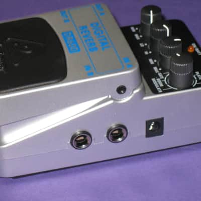 very near A+ (rarely used) Behringer DR600 Digital Reverb (Stereo), DR-600 + box, paperwork, battery, and strings image 13