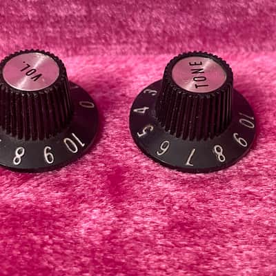 Vintage 1960's Gibson Witch Hat Volume-Tone Guitar Knob -Silver Insert ES-335 Circa 1966-1969 image 3